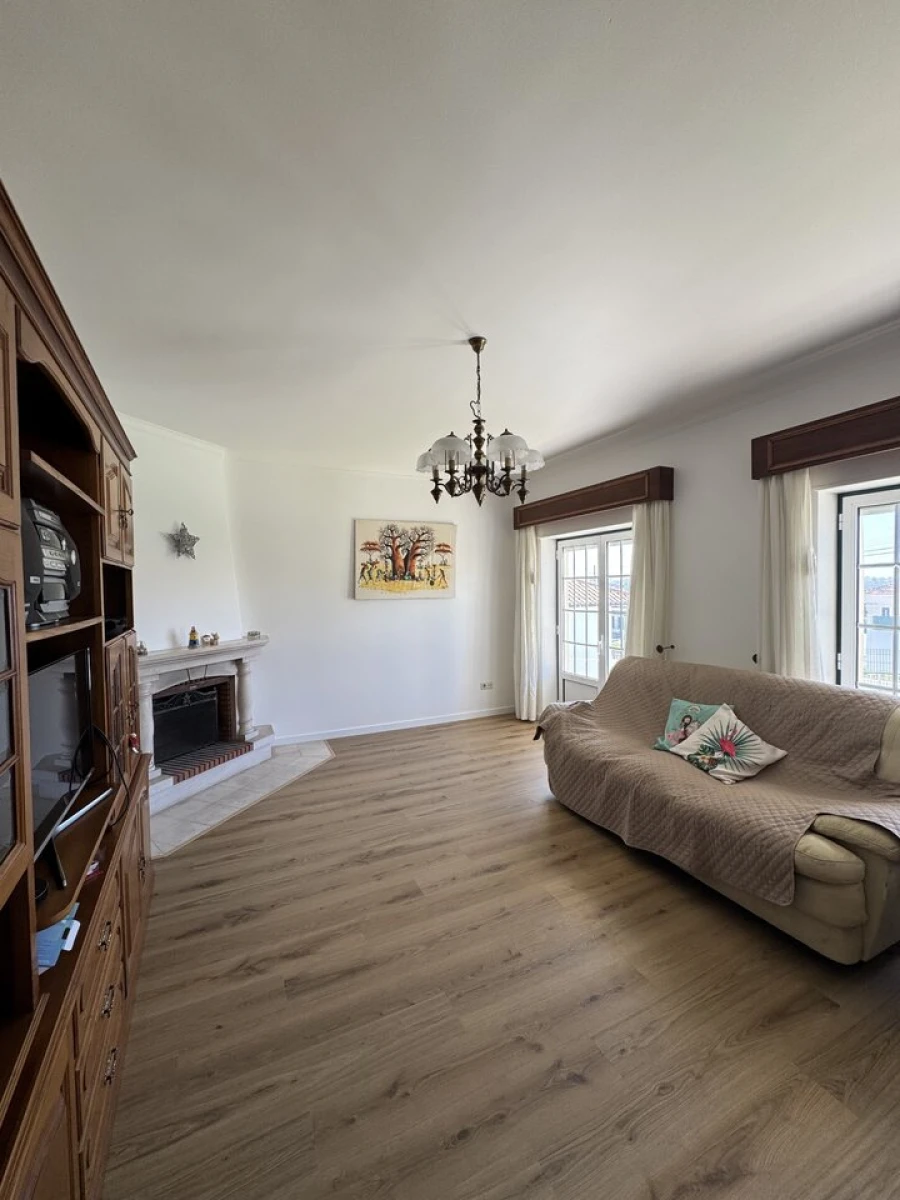 Moradia T3 para Venda em Alfeizerão Foto 18