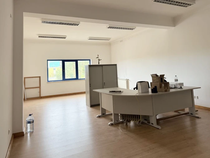 Armazém para Venda em Pelariga Foto 4