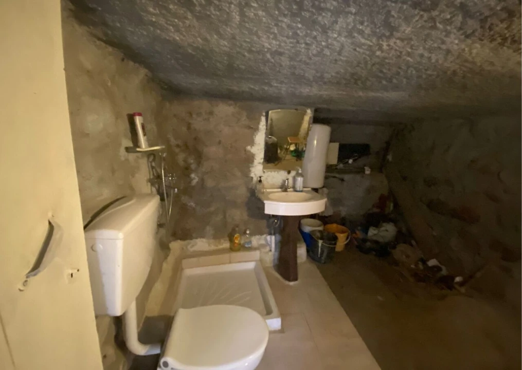 Moradia T1 para Venda em Santos Evos Foto 12