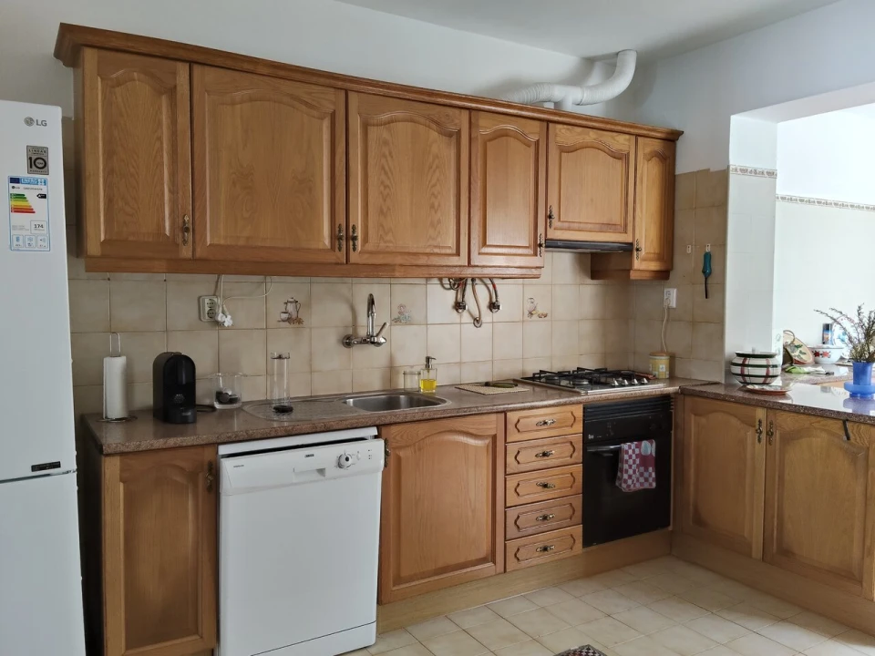 Moradia T4 para Venda em São Martinho das Amoreiras Foto 5