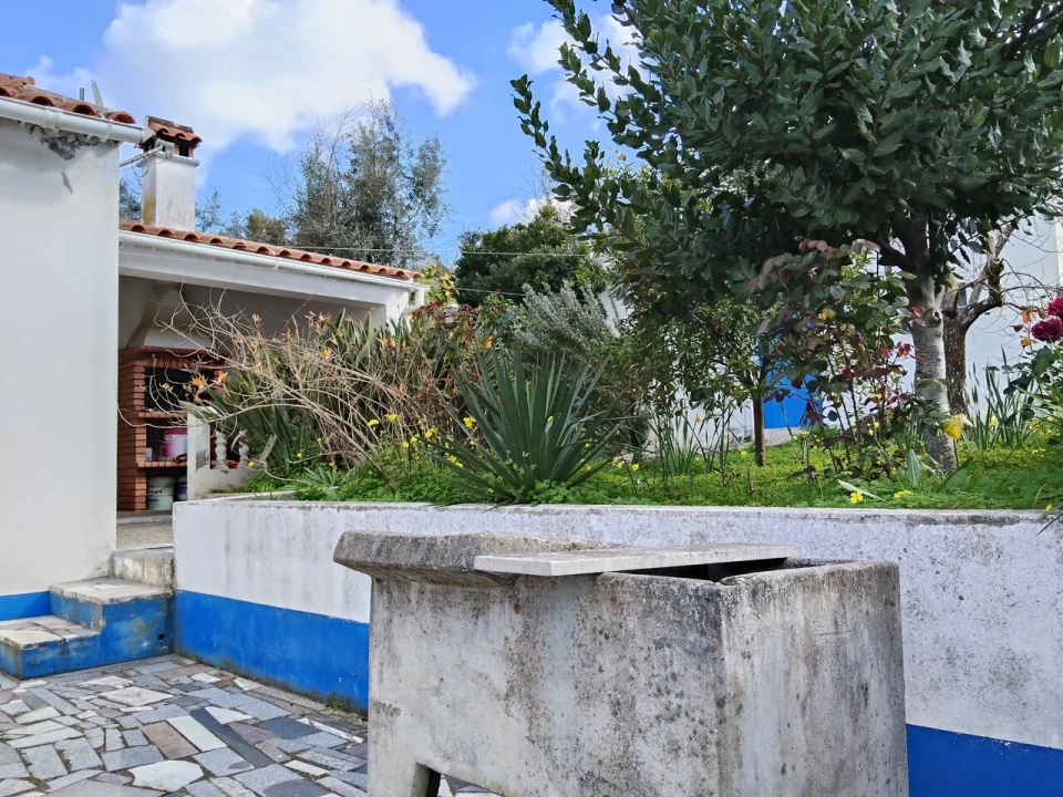 Moradia T4 para Venda em São Martinho das Amoreiras Foto 32