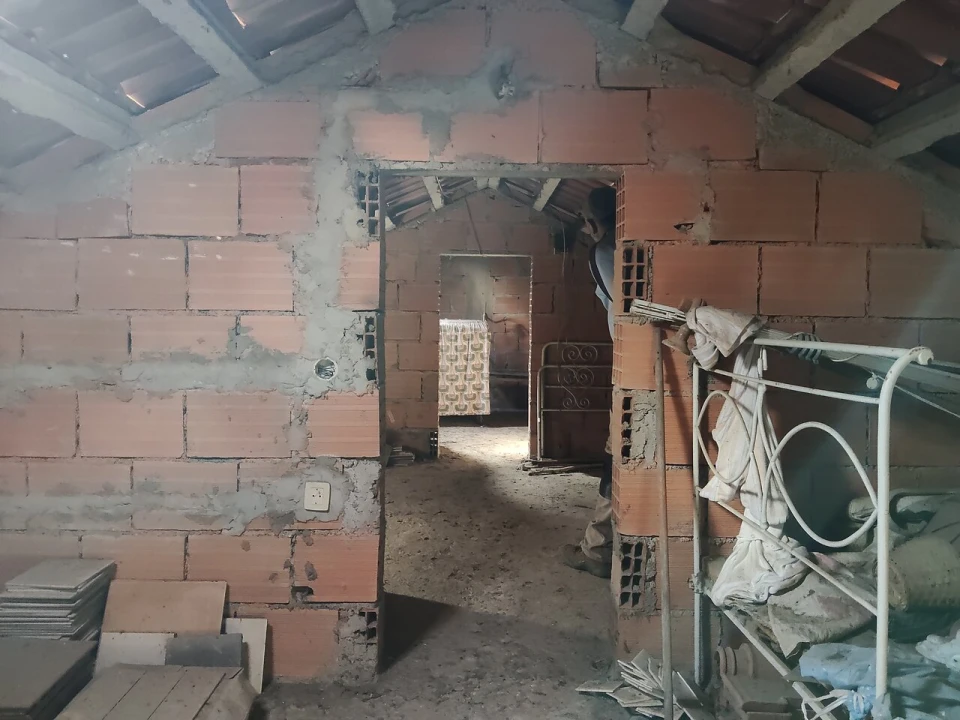 Moradia T4 para Venda em São Martinho das Amoreiras Foto 38