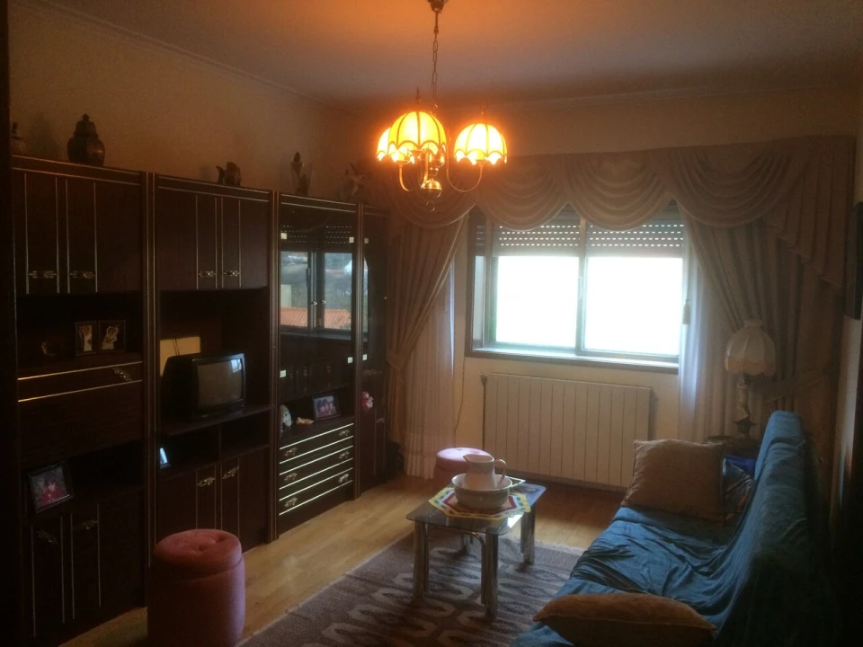 Moradia T4 para Venda em Custoias Foto 10