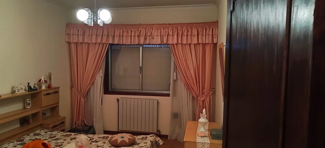 Moradia T4 para Venda em Custoias Foto 16