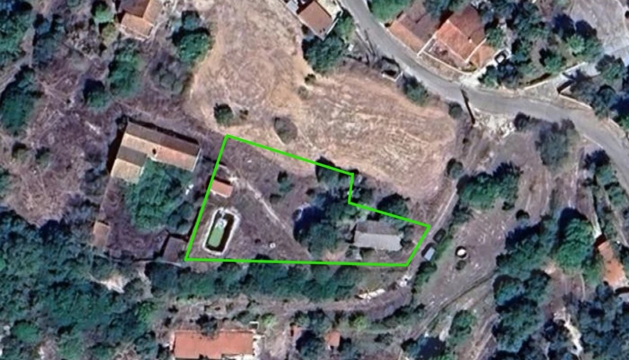 Terreno para Venda em Almoster Foto 1