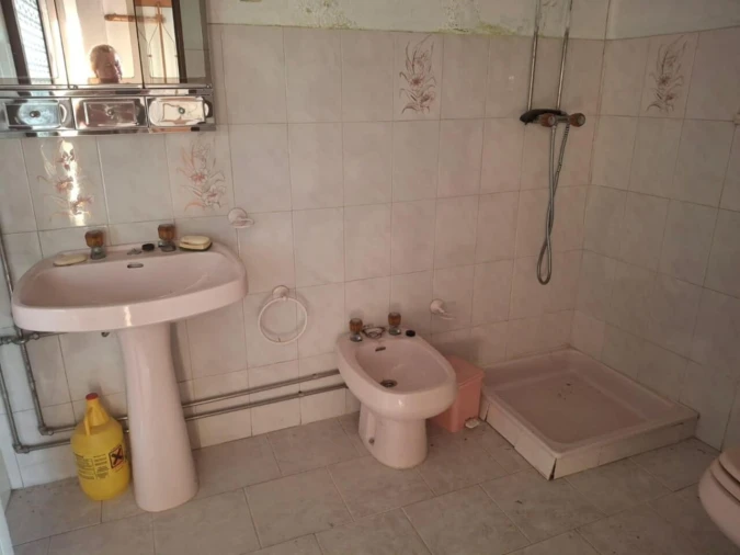 Moradia T5 para Venda em Riba de Mouro Foto 10