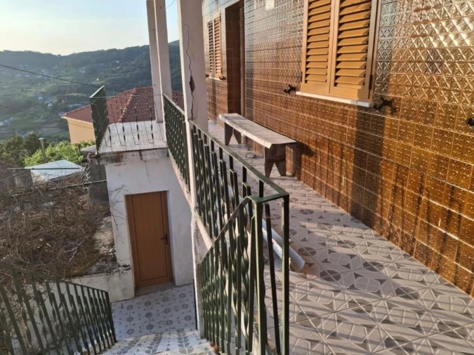 Moradia T5 para Venda em Riba de Mouro Foto 16