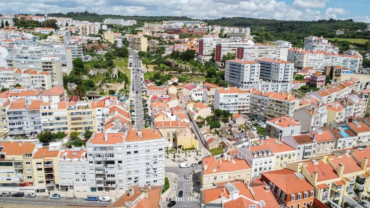 Apartamento T1 para Venda em Alcantara Foto 3