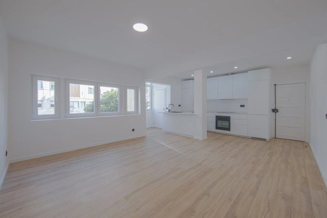 Apartamento T1 para Venda em Alcantara Foto 13