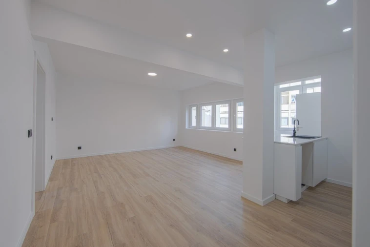 Apartamento T1 para Venda em Alcantara Foto 10