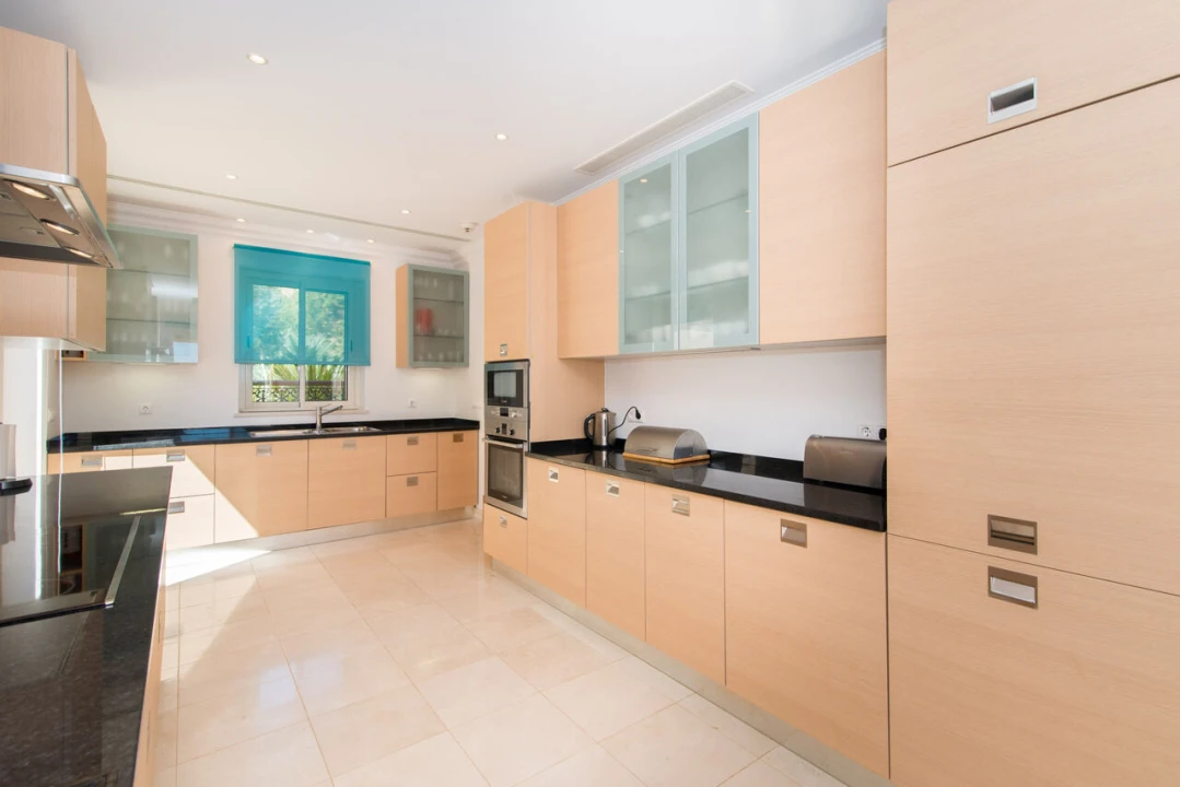 Moradia T6 para Venda em Vila Nova de Cacela Foto 4