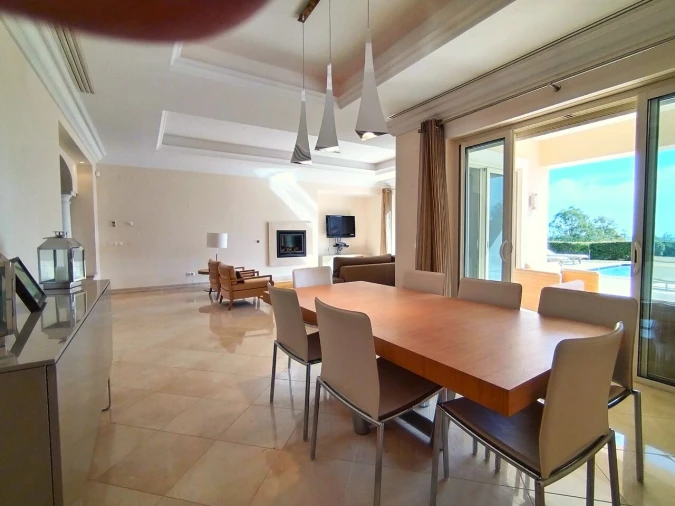 Moradia T4 para Venda em Vila Nova de Cacela Foto 3