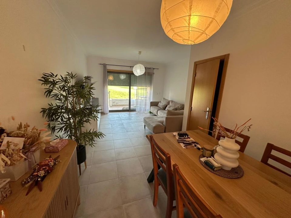 Moradia T2 para Venda em Ferreiras Foto 5