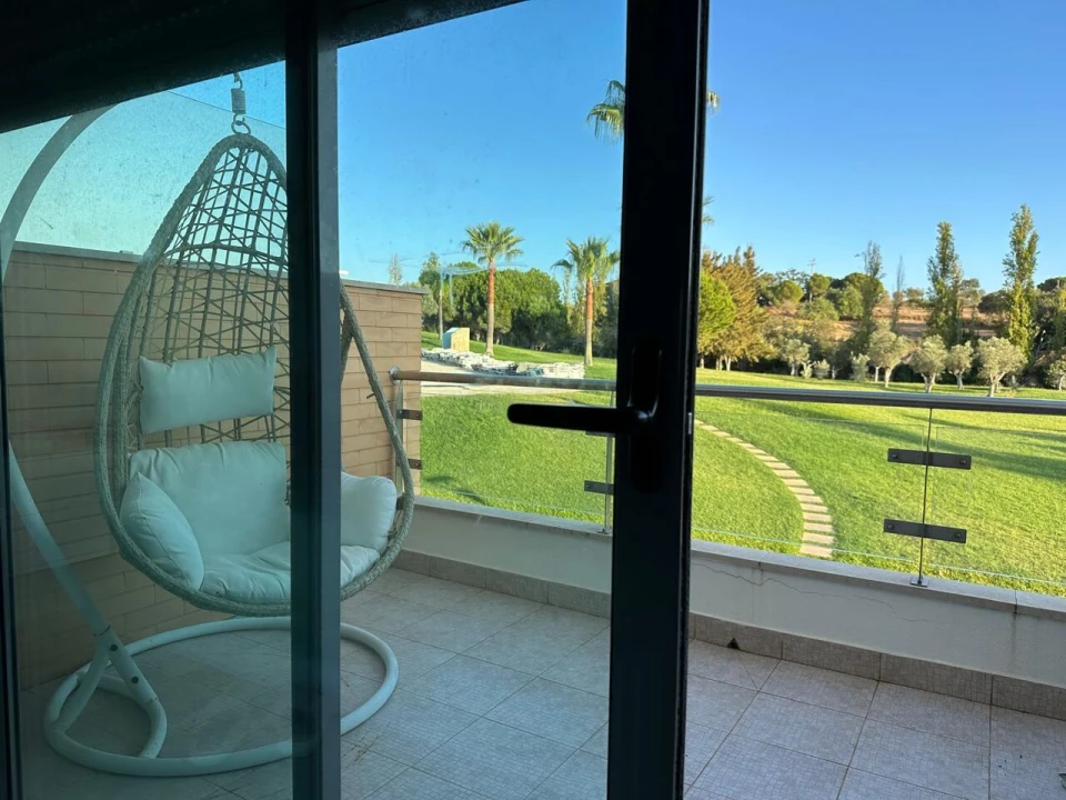 Moradia T2 para Venda em Ferreiras Foto 9