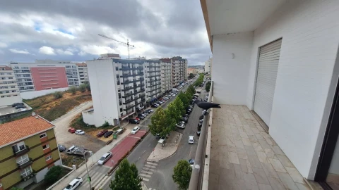 Apartamento T5 para Venda em Leiria, Pousos, Barreira e Cortes
