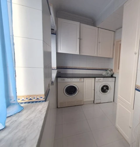 Apartamento T5 para Venda em Leiria, Pousos, Barreira e Cortes