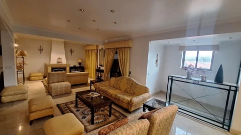 Apartamento T5 para Venda em Leiria, Pousos, Barreira e Cortes