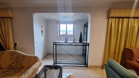 Apartamento T5 para Venda em Leiria, Pousos, Barreira e Cortes