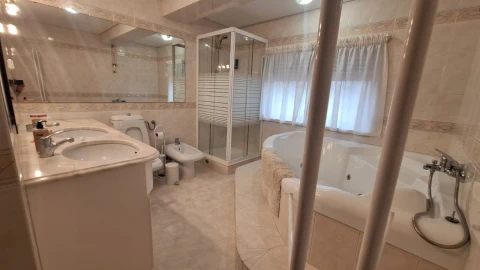 Apartamento T5 para Venda em Leiria, Pousos, Barreira e Cortes