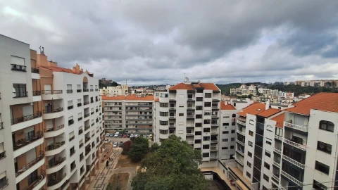 Apartamento T5 para Venda em Leiria, Pousos, Barreira e Cortes