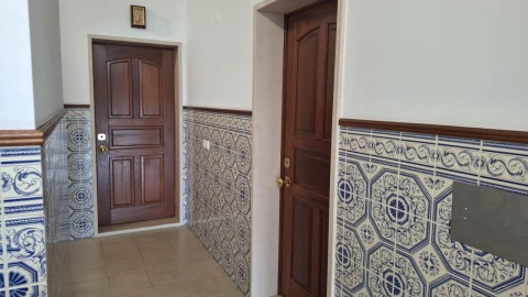 Apartamento T5 para Venda em Leiria, Pousos, Barreira e Cortes