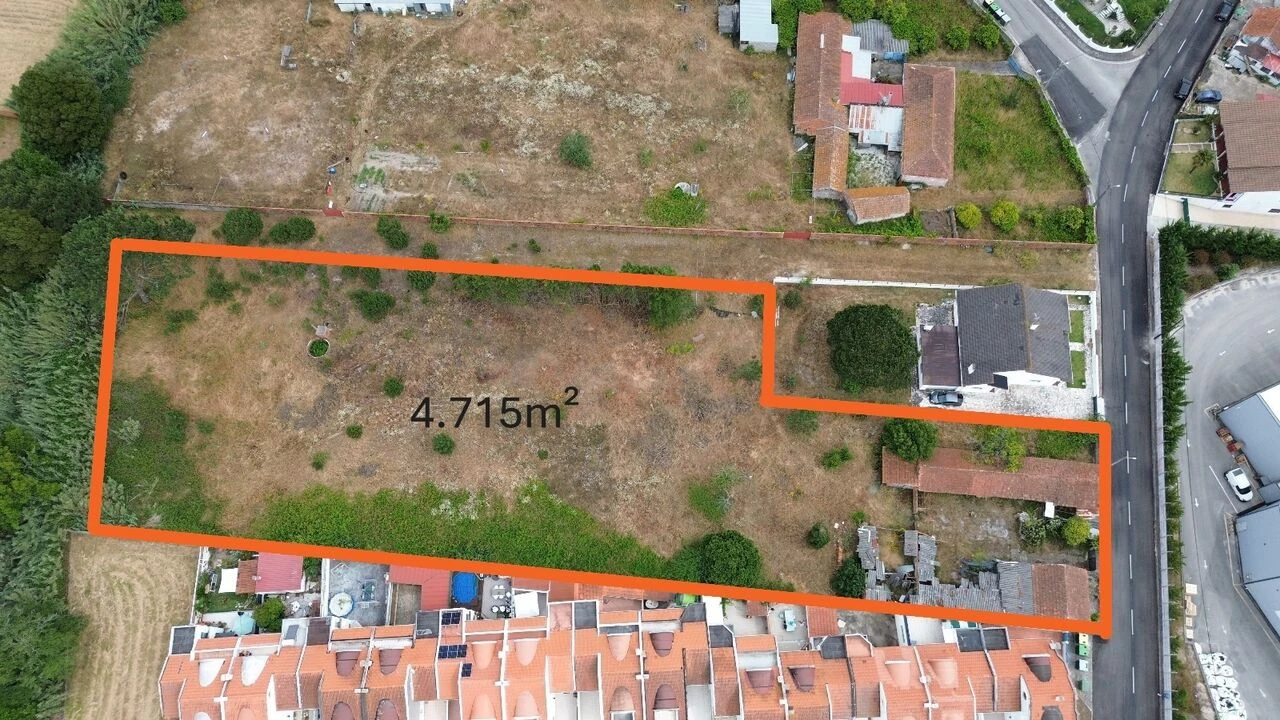 Terreno para Venda em Marinha Grande Foto 1