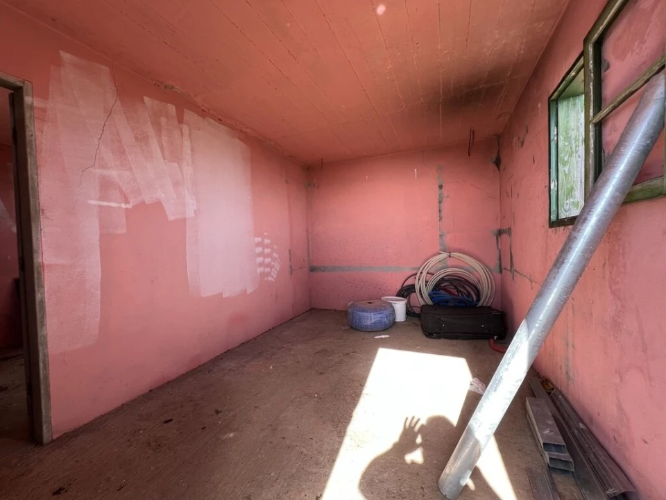 Moradia T2 para Venda em Canhas Foto 4