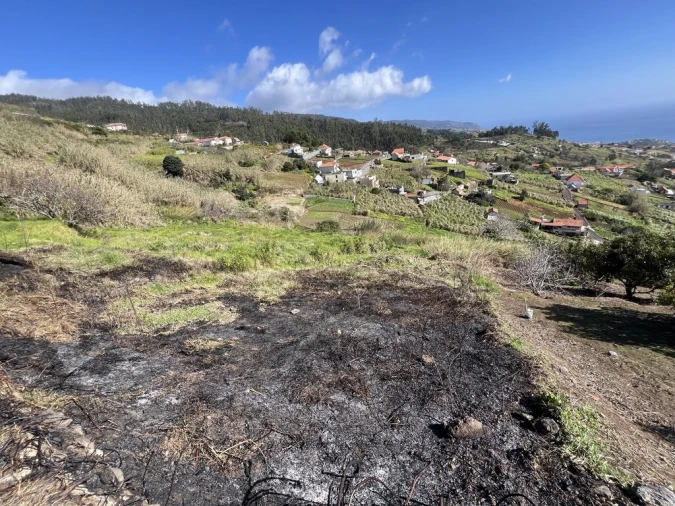 Moradia T2 para Venda em Canhas Foto 14