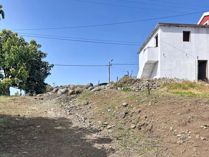 Moradia T2 para Venda em Canhas Foto 17