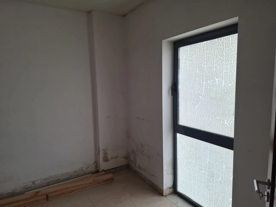 Apartamento T0 para Venda em Fortios Foto 10