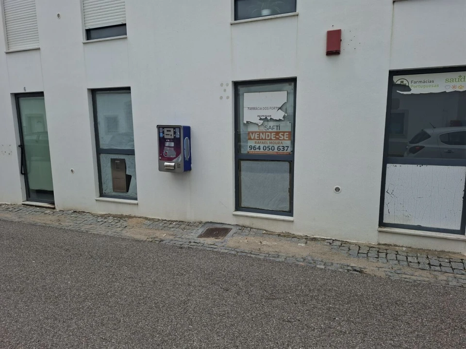 Apartamento T0 para Venda em Fortios Foto 19