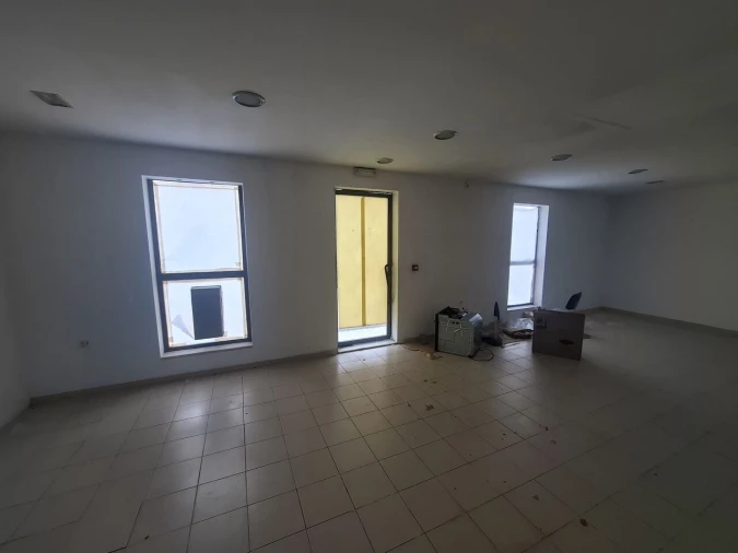 Apartamento T0 para Venda em Fortios Foto 4