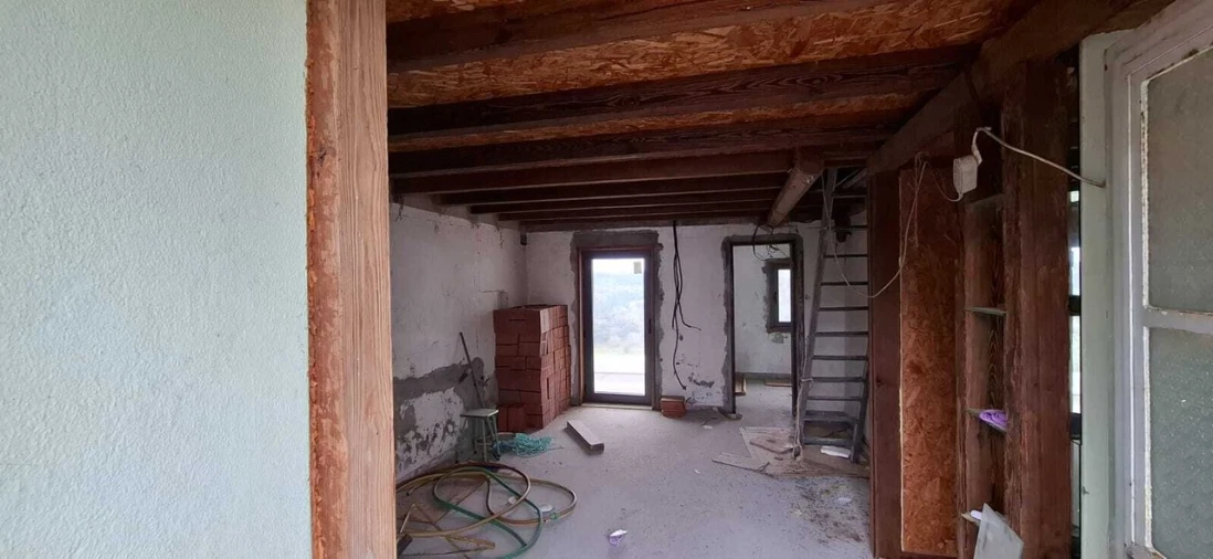 Moradia T2 para Venda em Almoster Foto 8