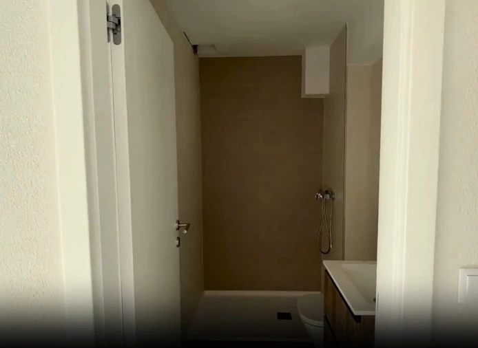 Moradia T4 para Venda em Corroios Foto 10