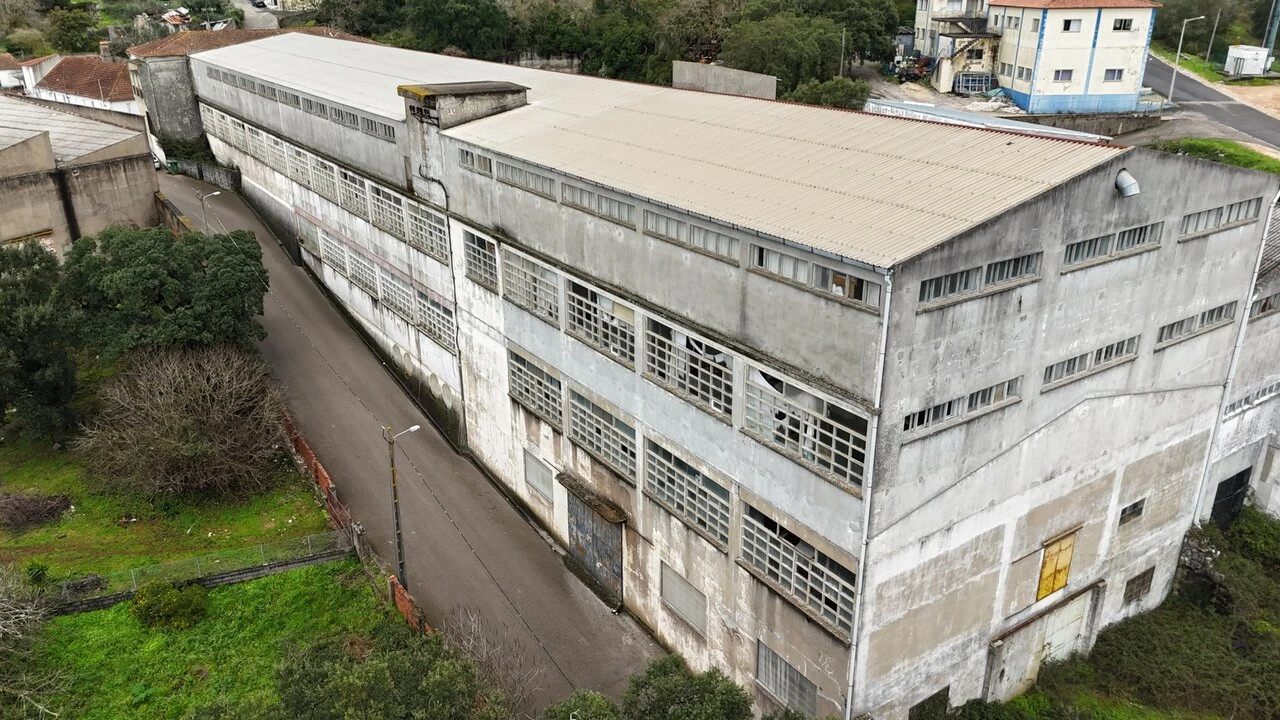 Armazém para Venda em Mira de Aire Foto 9