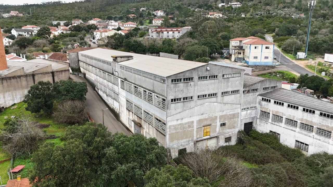 Armazém para Venda em Mira de Aire Foto 3