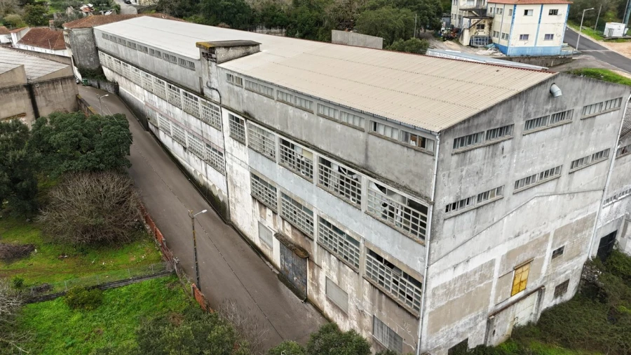 Armazém para Venda em Mira de Aire Foto 9