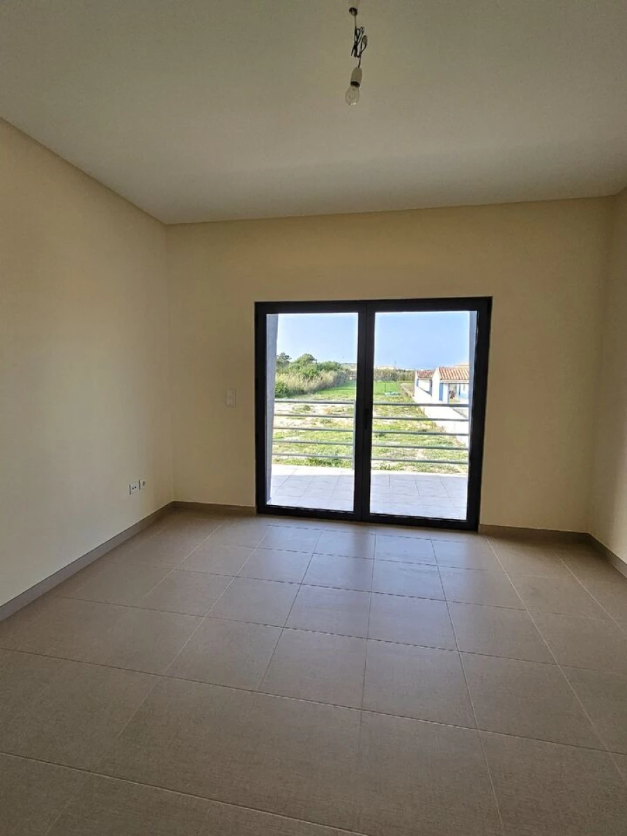 Moradia T4 para Venda em Silveira Foto 12