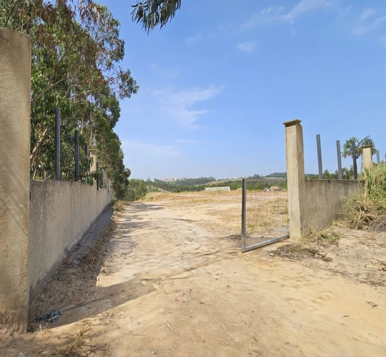 Terreno para Venda em Santa Maria, São Pedro e Matacães Foto 3