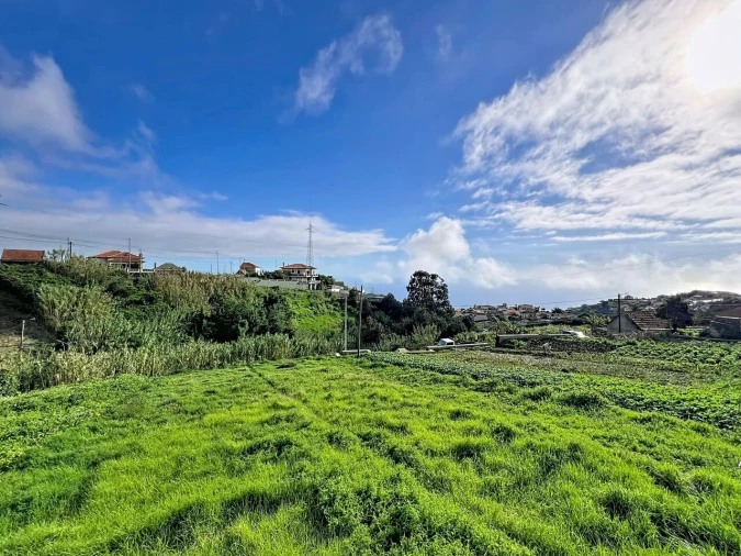 Terreno para Venda em Canhas Foto 2
