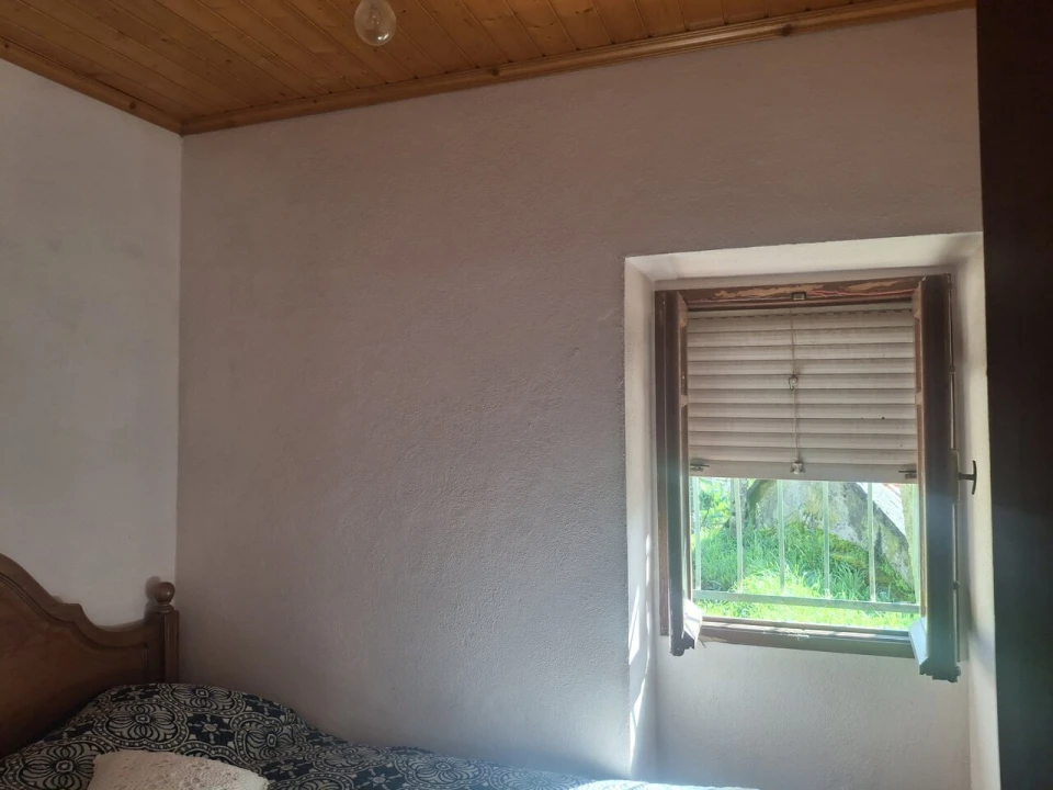 Moradia T2 para Venda em Riba de Mouro Foto 13