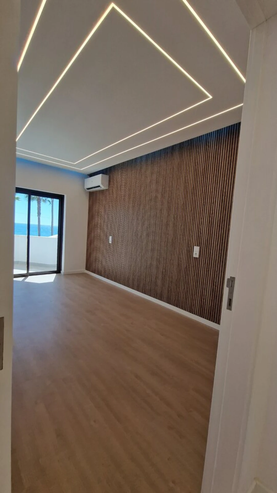 Apartamento T3 para Venda em Quarteira Foto 4