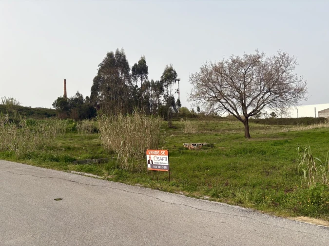 Terreno para Venda em Calvaria de Cima Foto 3