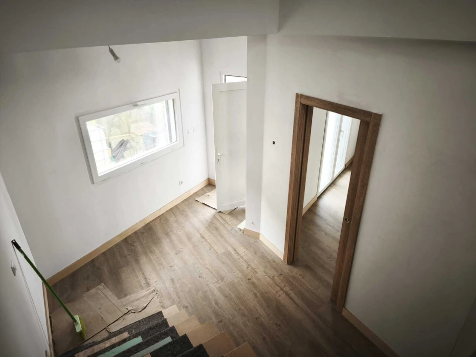 Moradia T3 para Venda em Encarnação Foto 13