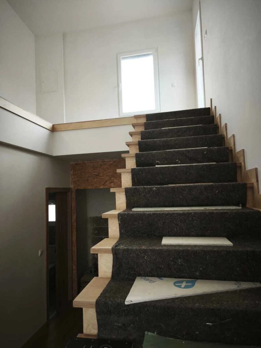 Moradia T3 para Venda em Encarnação Foto 26