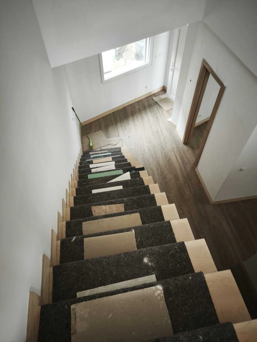 Moradia T3 para Venda em Encarnação Foto 49