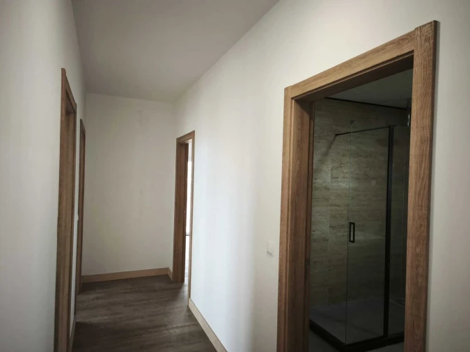 Moradia T3 para Venda em Encarnação Foto 50