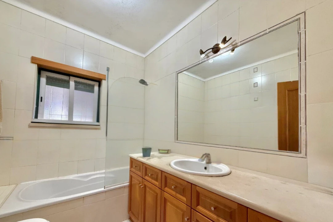 Moradia T3 para Venda em Golegã Foto 6