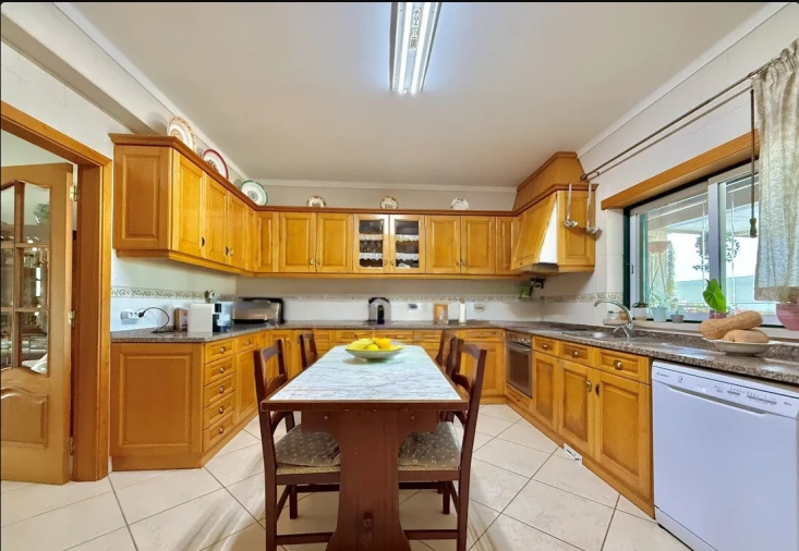 Moradia T3 para Venda em Golegã Foto 3