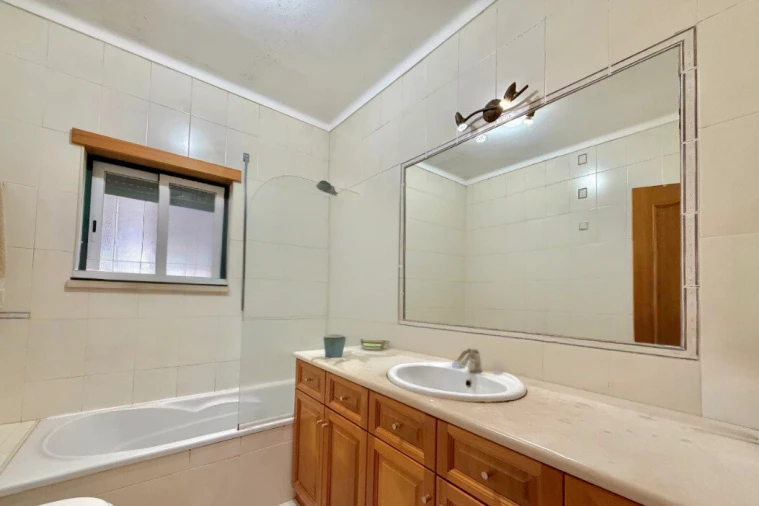 Moradia T3 para Venda em Golegã Foto 6